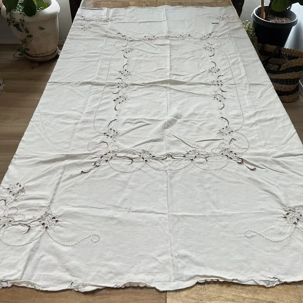 Vintage Floral Embroidery Tan Linen Tablecloth Scalloped Edges 73 x 54